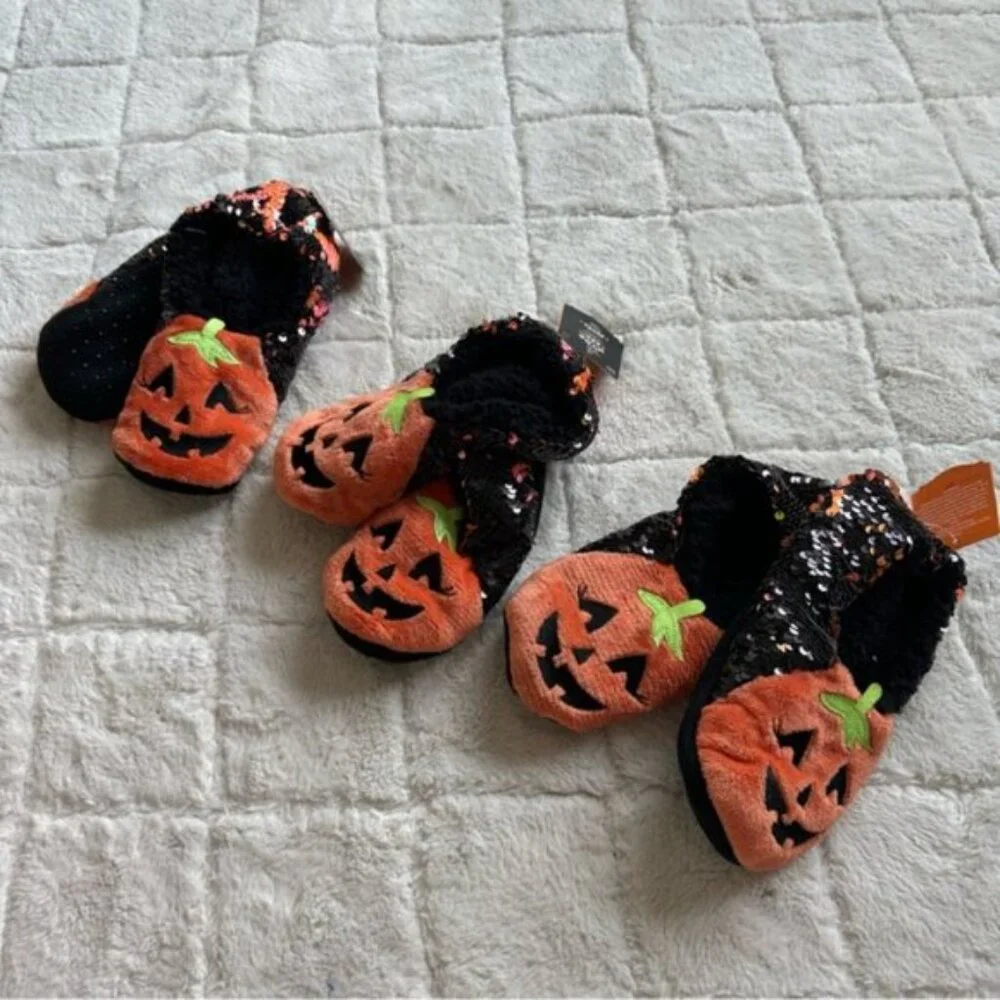 Target Hyde & Eek! | Pumpkin Reversible Sequin Slipper Socks | Size Small/Medium